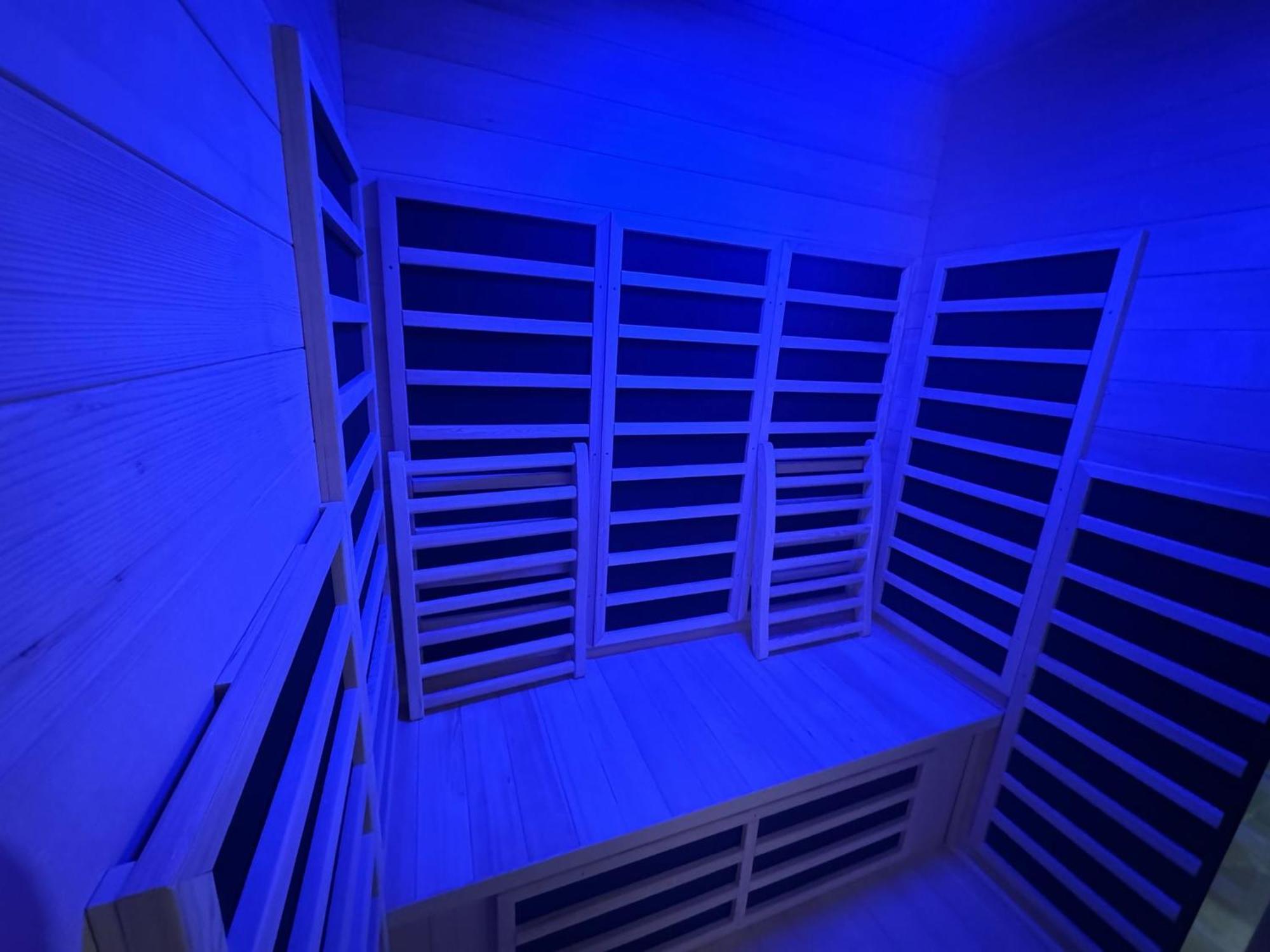 Luxury 3bed Hot Tub And Sauna Facilities Amazing Location Birmingham